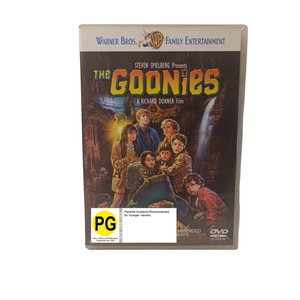 MOVIE FAM | GOONIES