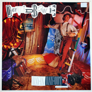 DAVID BOWIE | DAY IN DAY OUT - 12