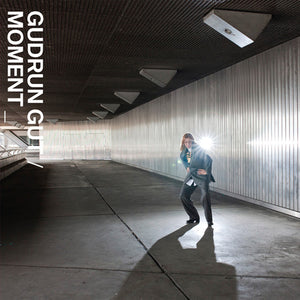 GUDRUN GUT | MOMENT
