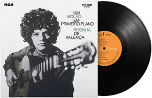 ROSINHA VALENCA DE | UM VIOLAO EM PRIMEIRO PLANO