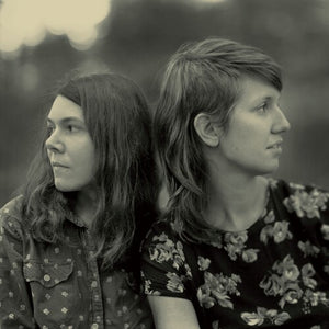 ANNA & ELIZABETH | ANNA & ELIZABETH
