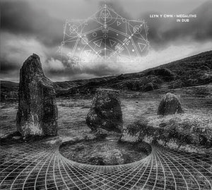 LLYN Y CWN | MEGALITHS IN DUB