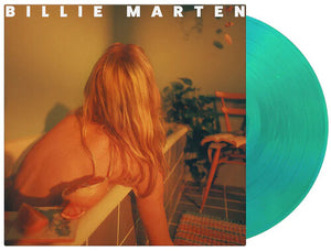 BILLIE MARTEN | FEEDING SEAHORSES BY HAND
