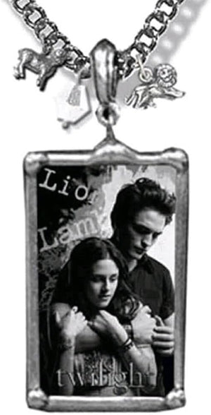 TWILIGHT BELLA EDWARD CHARM NECKLACE