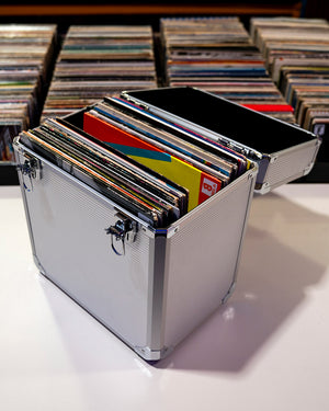 RECORD CARRY CASE ALUMINUM VINYL 12 INCH FLIGHT CASE