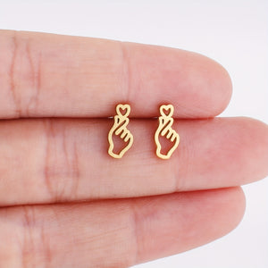 KPOP HEART HANDS GOLDEN STUD EARRINGS