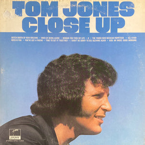 TOM JONES | CLOSE UP - US