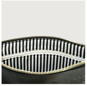 BLACK CROSS BODY BAG PURSE THORNDON