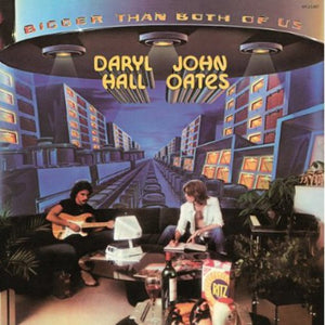 HALL AND OATES | BIGGER THAN BOTH OF US - UK