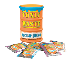 TOXIC WASTE DRUMS NUCLEAR FUSION 2 FLAVOURS SUPER SOUR CANDY 48G ORANGE