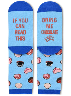 SOFA SOCKS CHOCOLATE IF YOU CAN READ THIS BRING ME CHOCOLATE