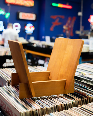 VINYL RECORD WOODEN DISPLAY V-SHAPE STAND GK-R40A