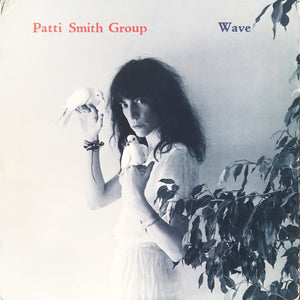 PATTI SMITH | WAVE - US