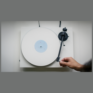 Pro-Ject E1 Turntable