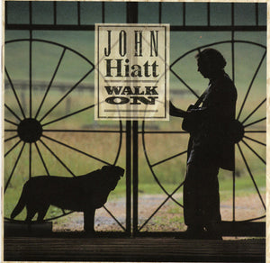 JOHN HIATT | WALK ON