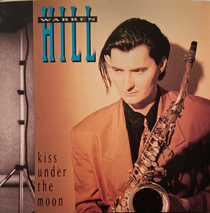 WARREN HILL | KISS UNDER THE MOON (BONUS SINGLE MIXES) (2CD)