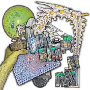 LIP CRITIC | THEFT WORLD (SOFTPACK)