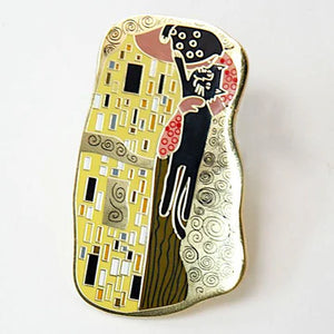 KLIMT CAT KISS BADGE PIN