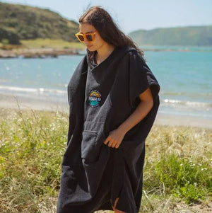 TOWEL HOODIE PONCHO BLACK KIDS